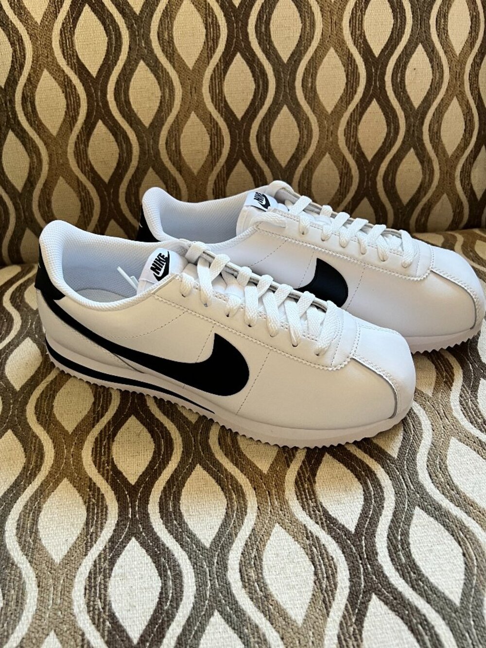 Nike Cortez NIB M8 W9.5